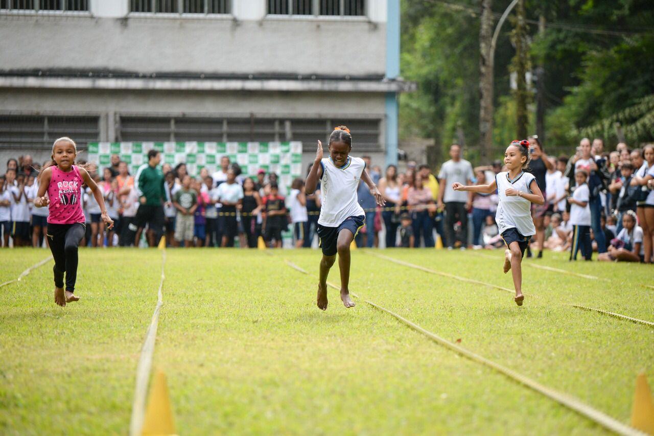 Campeonato de Atletismo reúne mais de 700 alunos da rede municipal de Barra Mansa