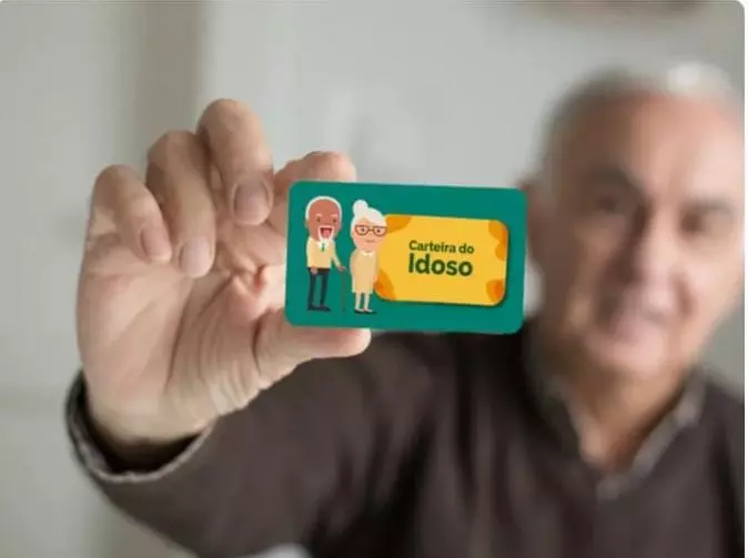 Carteira Do Idoso: brasileiros com mais de 60 anos têm direito a um benefício que garante diversas vantagens