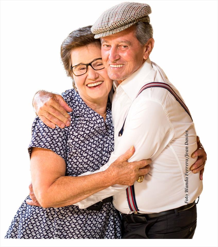 Um casal que trabalha lado a lado pela Festa da Polenta