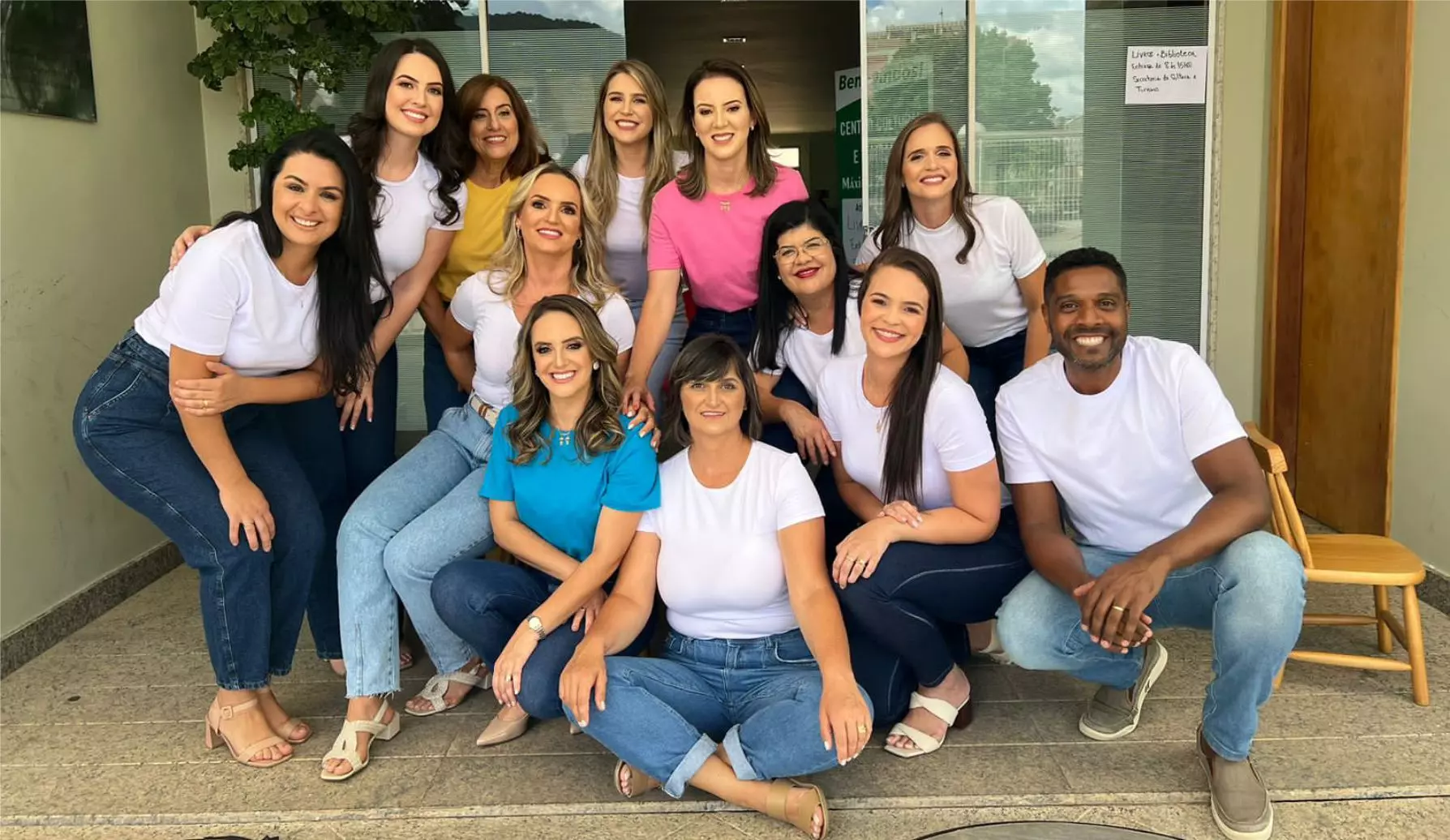 EVOLUIR - A união de profissionais que promovem o desenvolvimento integral do ser