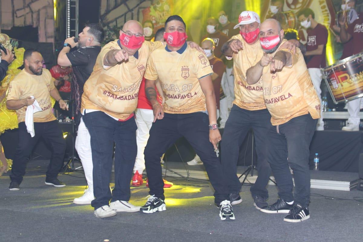 SAMBA 07 DE PARCERIA DE TURKO E CIA, VENCE NA COLORADO DO BRÁS