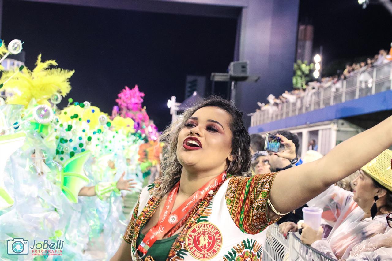 Mocidade Alegre se prepara para sua grande final de Samba de Enredo com três obras