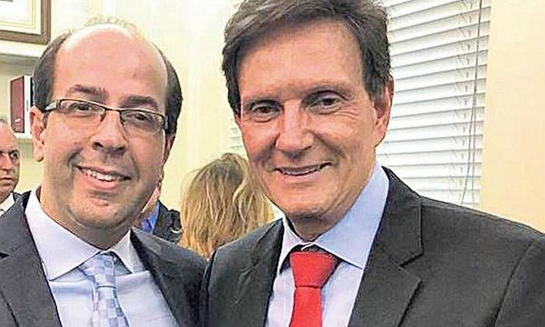 Crivella teria interferido no resultado do carnaval de 2018, segundo investigação do Ministério Público