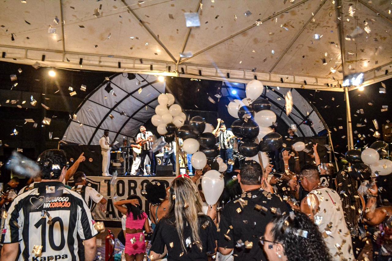 Botafogo Samba Clube define regulamento para disputa de samba-enredo