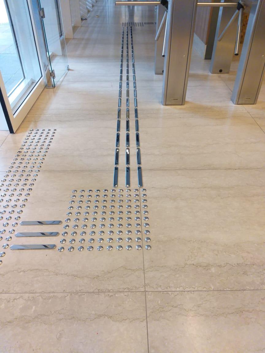 Instalação de Piso Tátil
