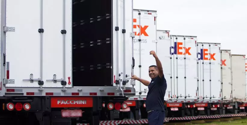 FedEx anuncia abertura de vagas para motoristas carreteiros