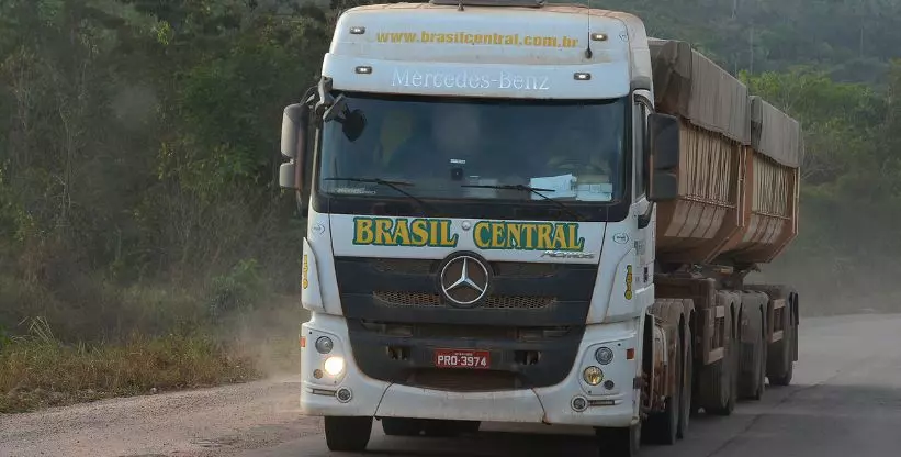 Brasil Central oferece vagas para motoristas carreteiros