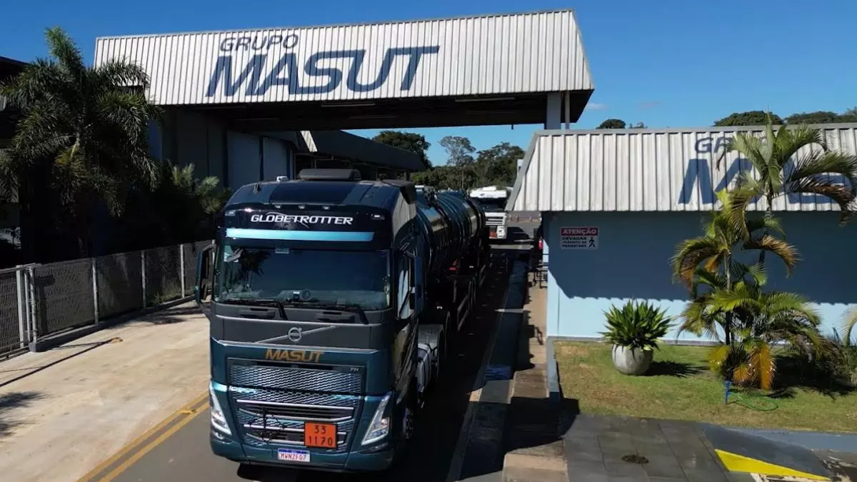 Caminhão da frota do Grupo Masut
