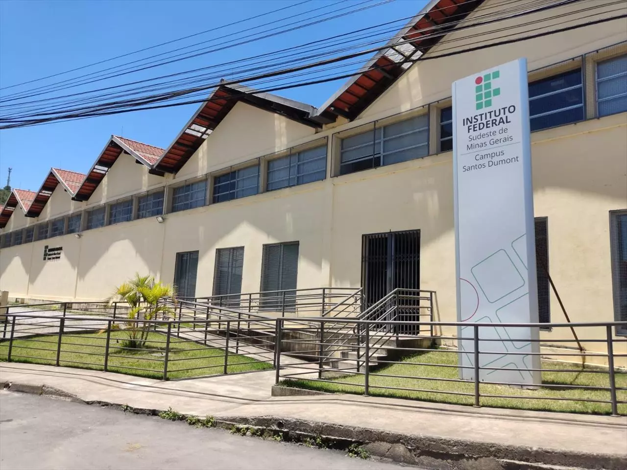 IF Sudeste abre inscrições para vagas remanescentes de engenharia e matemática em Santos Dumont