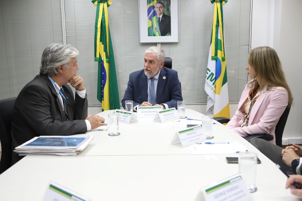 Convention Bureaux e Embratur discutem ações para atração de eventos para o Brasil