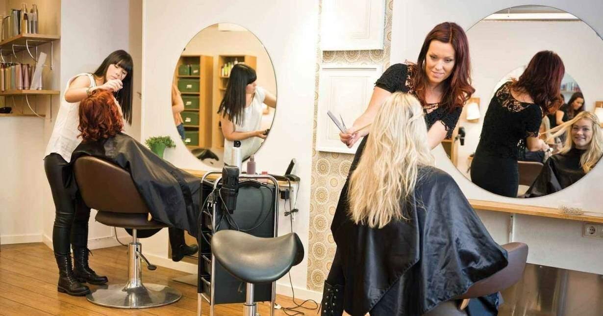 Corte de Cabelo feminino e Colorometria Corte de Cabelo feminino e Colorometria