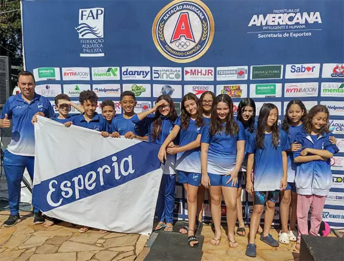 Natação: atleta medalhista no Campeonato Paulista de Inverno Natação: atleta medalhista no Campeonato Paulista de Inverno