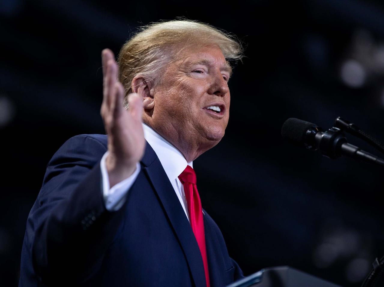 Senado absolve Trump no processo de impeachment