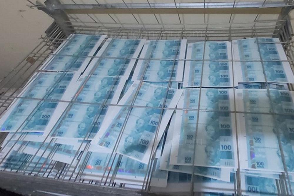 PMs descobrem fábrica de dinheiro falso na Zona Sul de SP