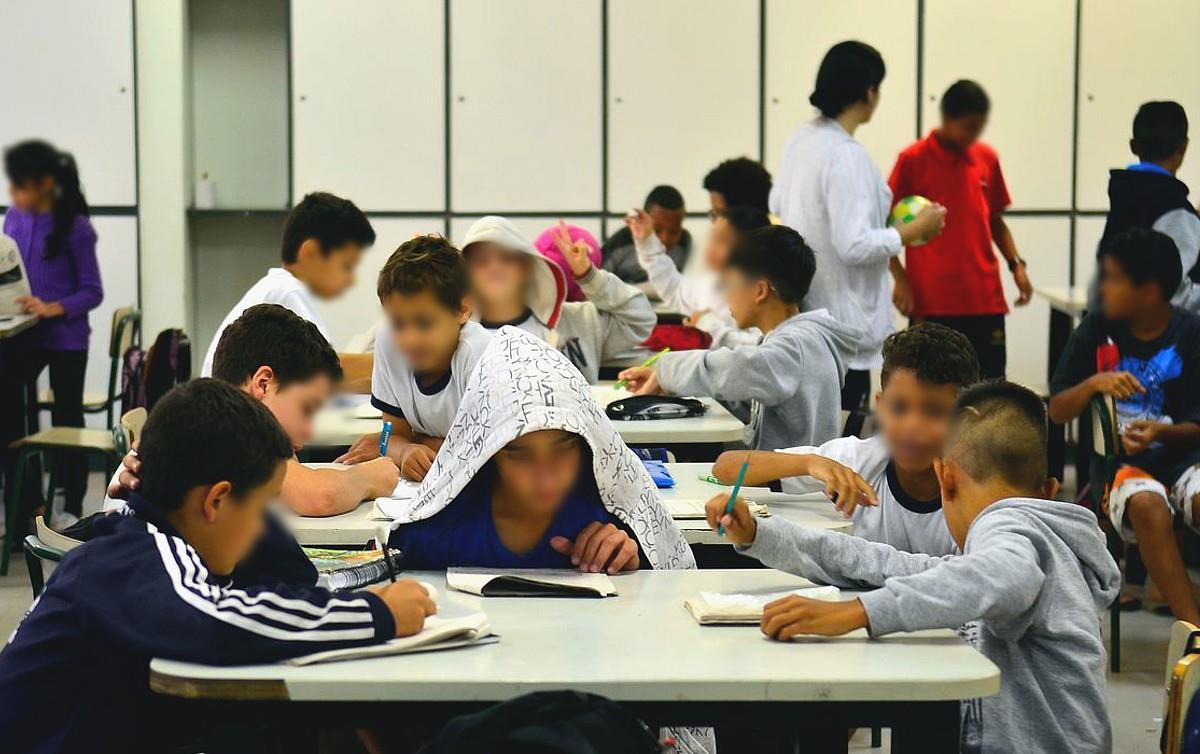 Governo de SP anuncia retomada das aulas a partir de 08/09 de forma escalonada