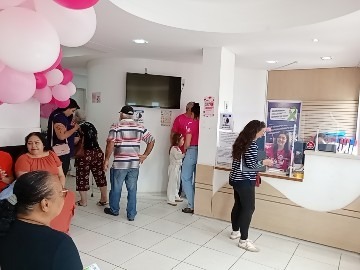 Campanha Outubro Rosa atende 800 mulheres em Barra Velha