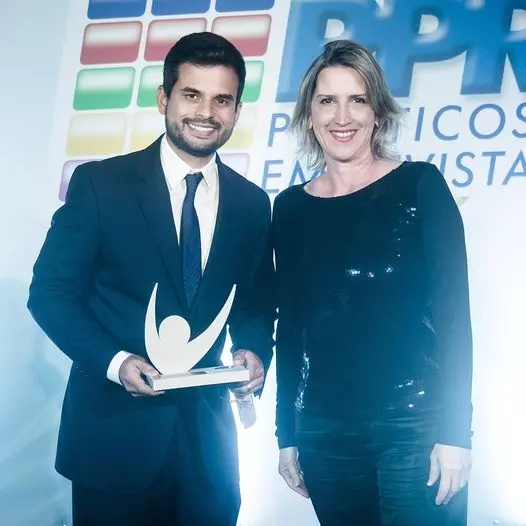 Prêmio do Mercado de Plásticos PPR Plásticos em Revista