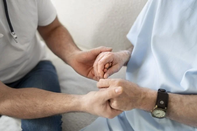 Doença de Parkinson ainda possui limitações de tratamentos no Brasil